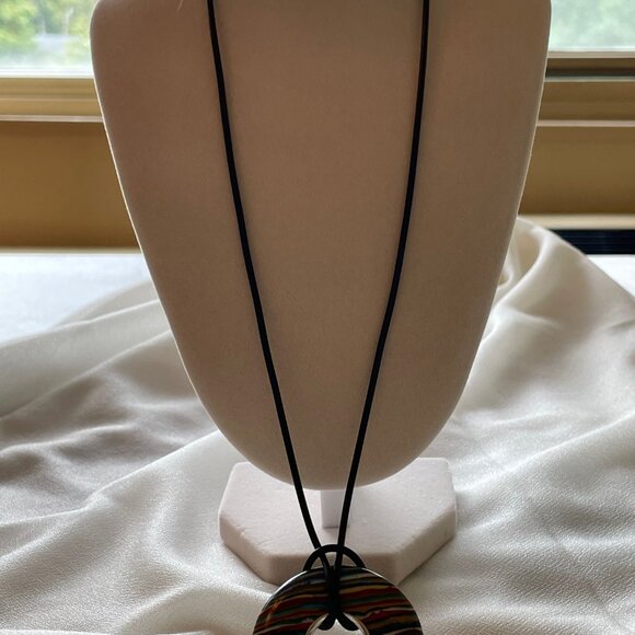 Jay King Rainbow Calsillica reversible Disk Necklace on leather adjustable cord - Picture 10 of 11